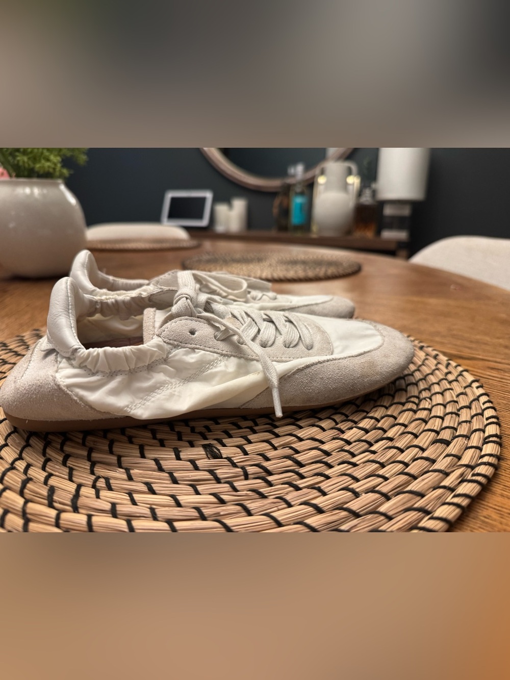 Aritzia x Sperry Shoes in Cream and Beige